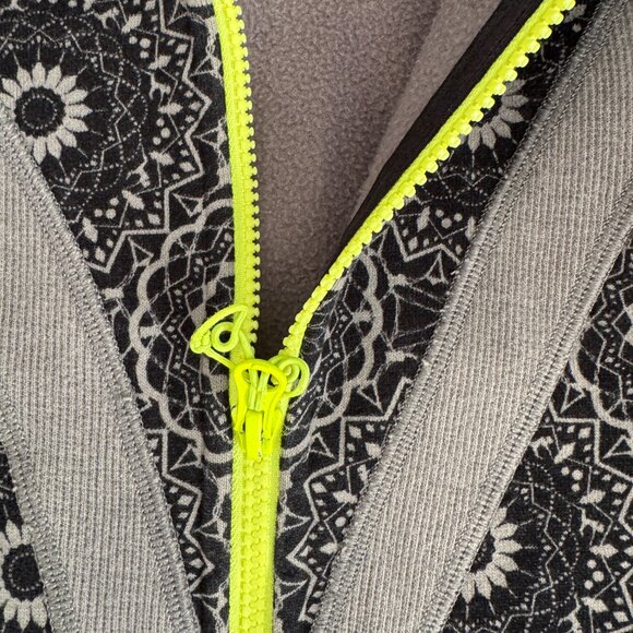 Ivivva hoodie - Picture 4 of 7